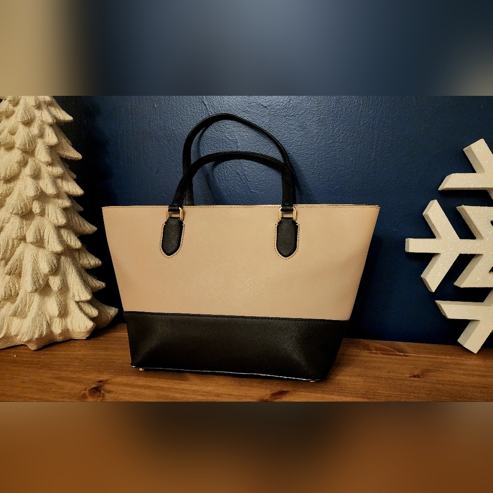 EUC Kate Spade Tote - Picture 2 of 7